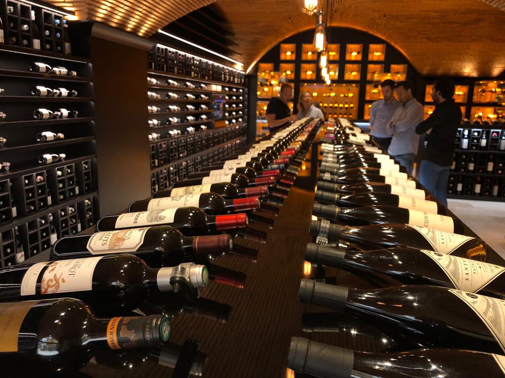 Investir dans le vin, se constituer une cave, est-ce accessible pour tous ? Foire aux vins E.Leclerc
