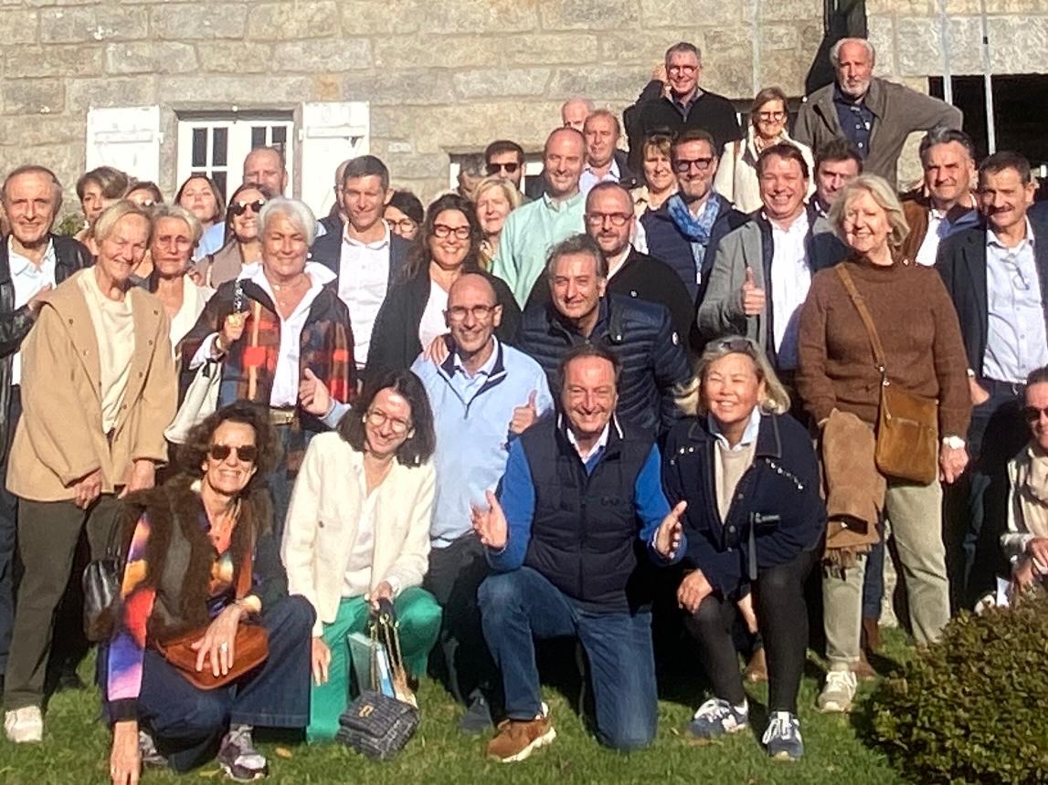 Les adhérents Leclerc de la région Poitou-Charentes en visite aux Ateliers de Trévignon Les adhérents Leclerc de la région Poitou-Charentes en visite aux Ateliers de Trévignon