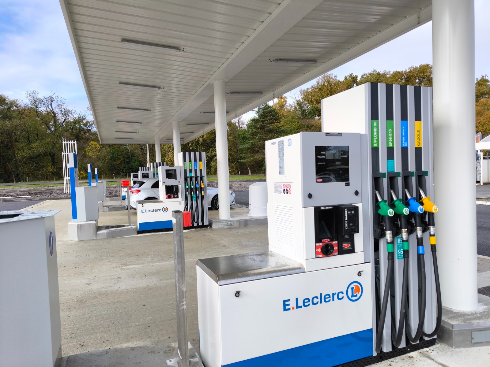 Bon plan : opération "carburant à prix coûtant" chez E.Leclerc demain et samedi ! 