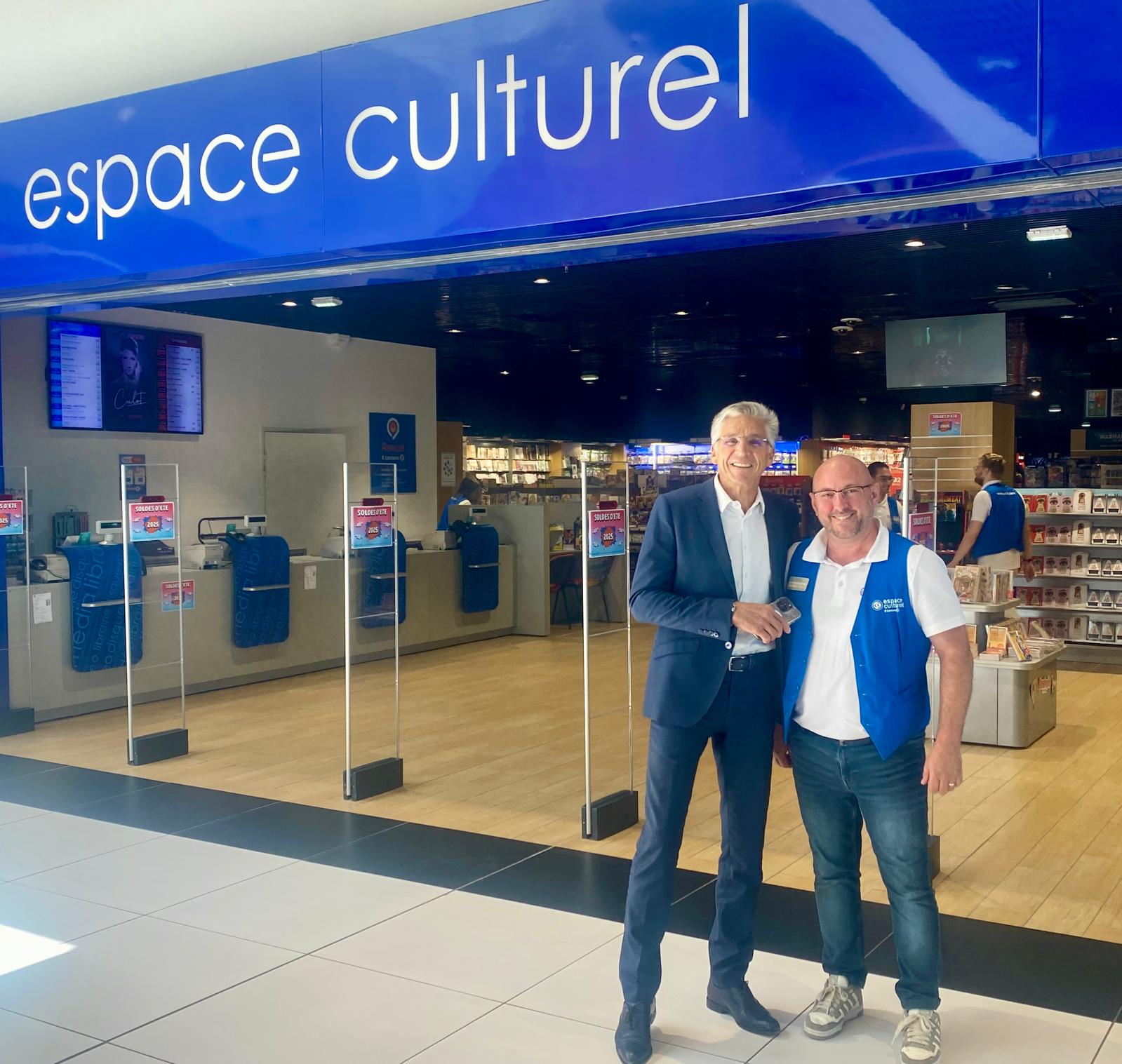 Visite d'un superbe centre E.Leclerc à Montluçon !
