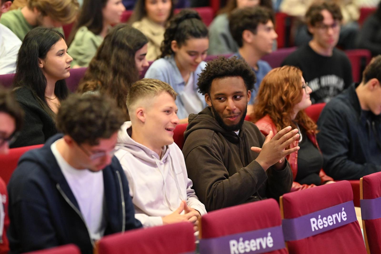 Une rentrée scolaire énergique et studieuse chez NEOMA Business School !