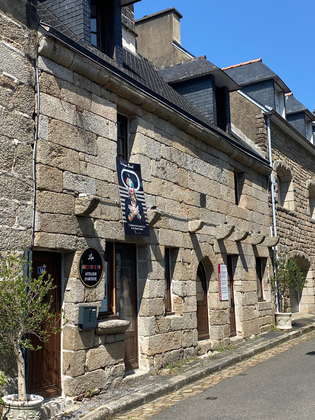Carte postale : une promenade paisible à Pont-Aven
