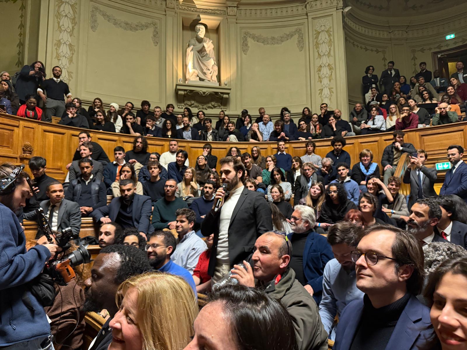 Dominique de Villepin à la Sorbonne ce vendredi soir : j'y étais !
