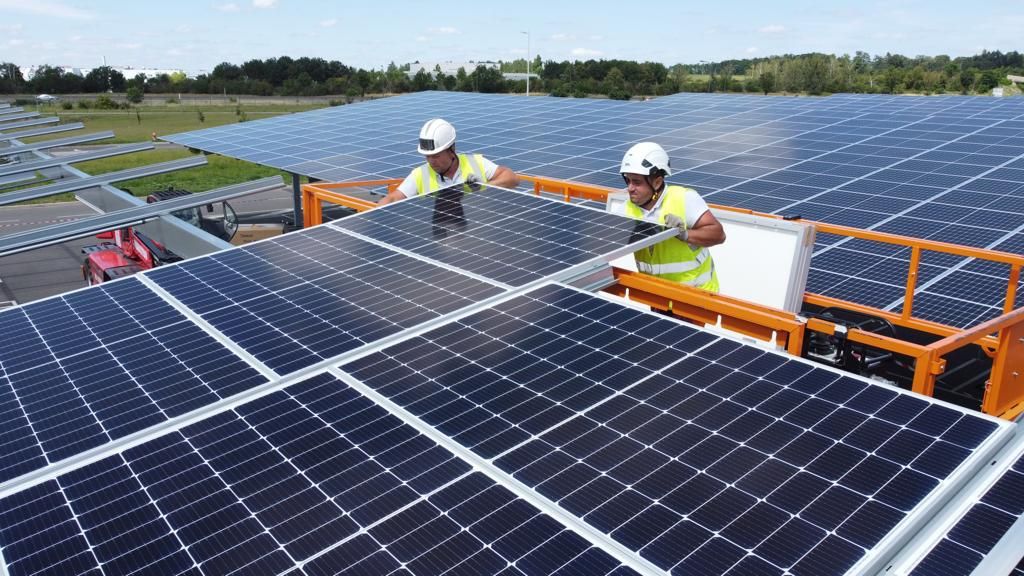 Photovoltaïque : E.Leclerc a un an d'avance sur ses engagements... et on continue ! 