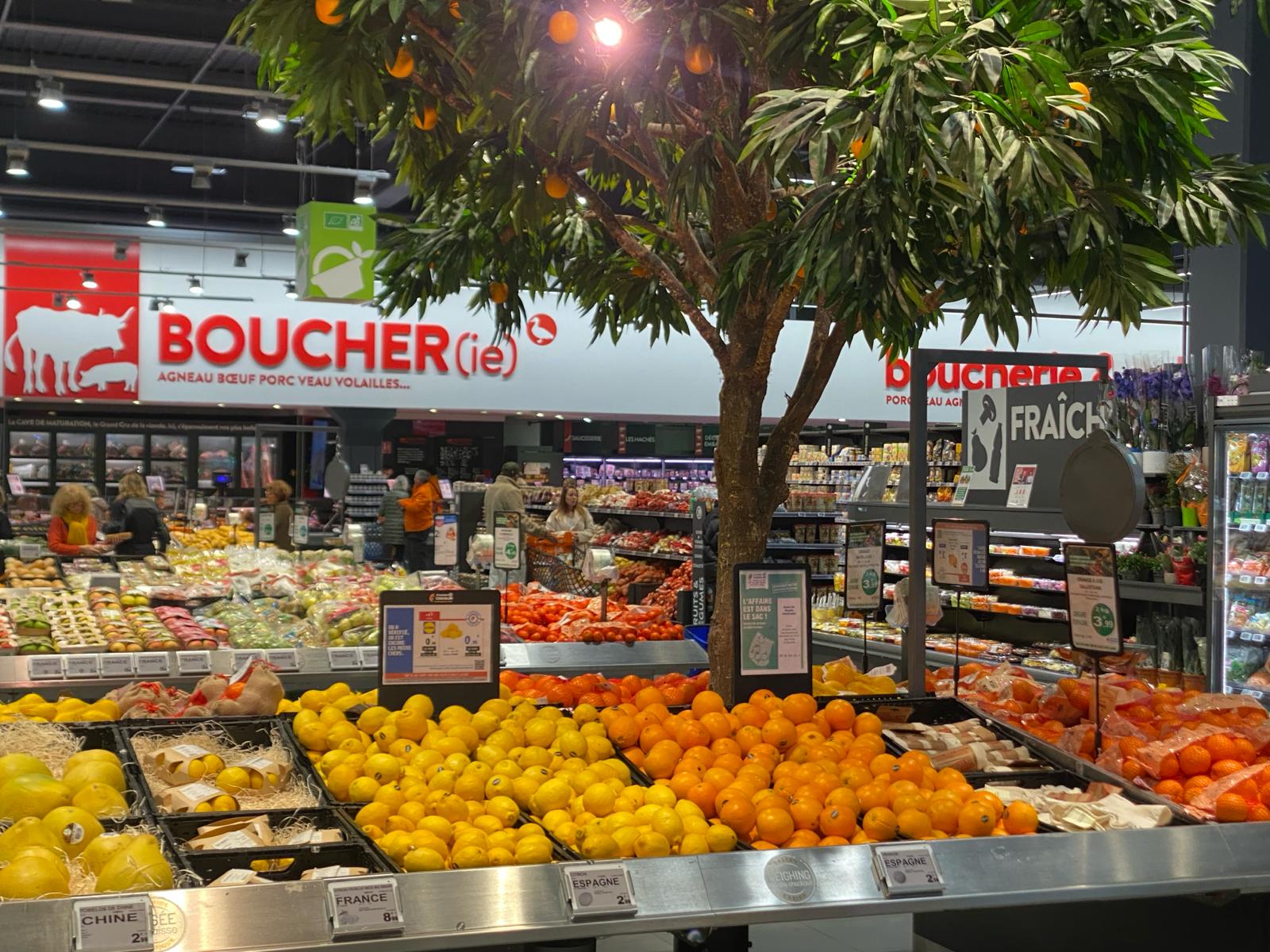 Visite d'un E.Leclerc inoubliable à Cogolin, près de Saint-Tropez ! 