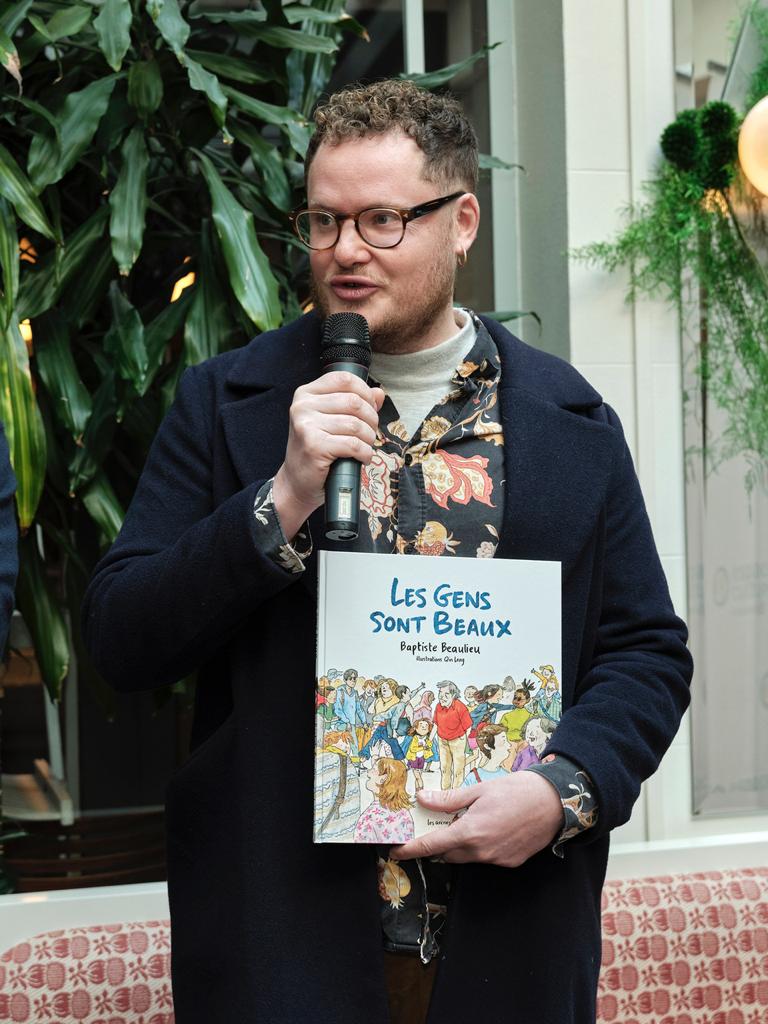 Le Prix Landerneau Jeunesse 2023 est décerné à l'album "Les gens sont beaux" de Baptiste Beaulieu et Qin Leng