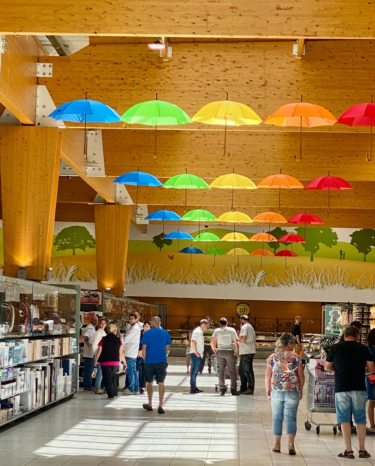 Visite d'un superbe centre E.Leclerc à Montluçon !
