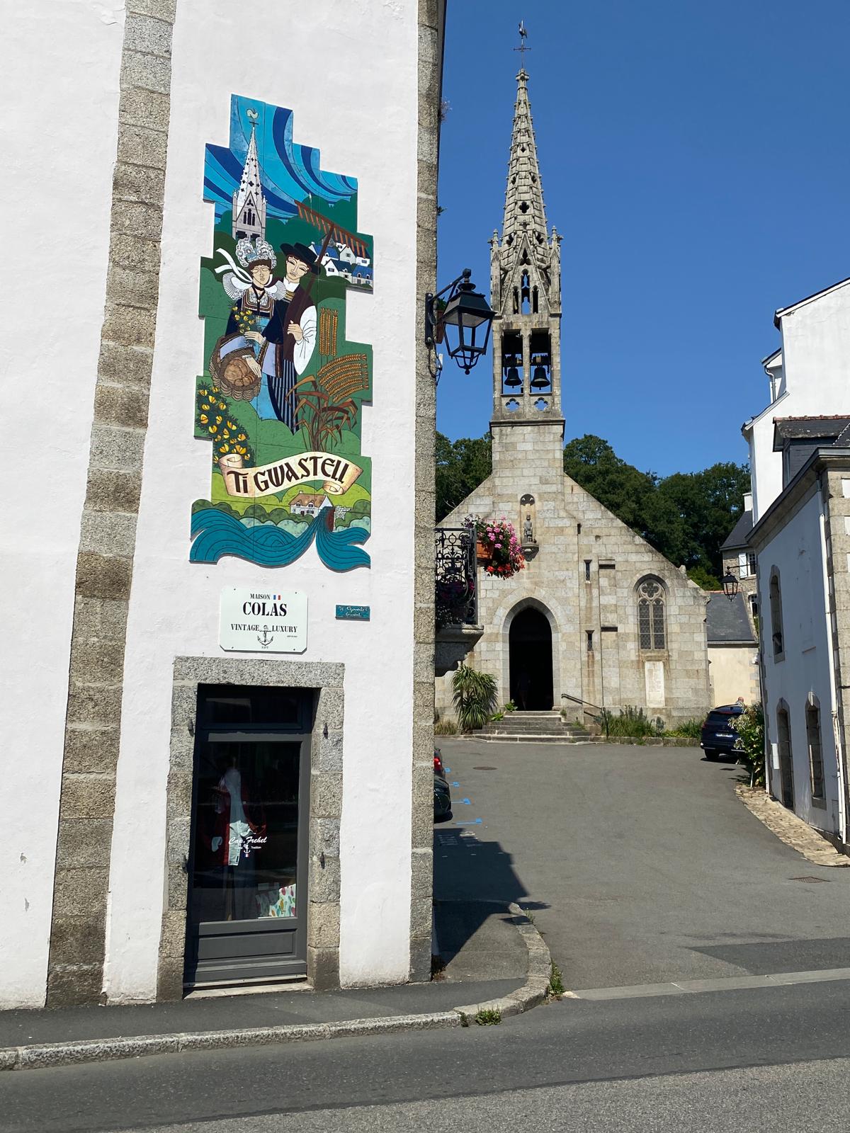 Carte postale : une promenade paisible à Pont-Aven