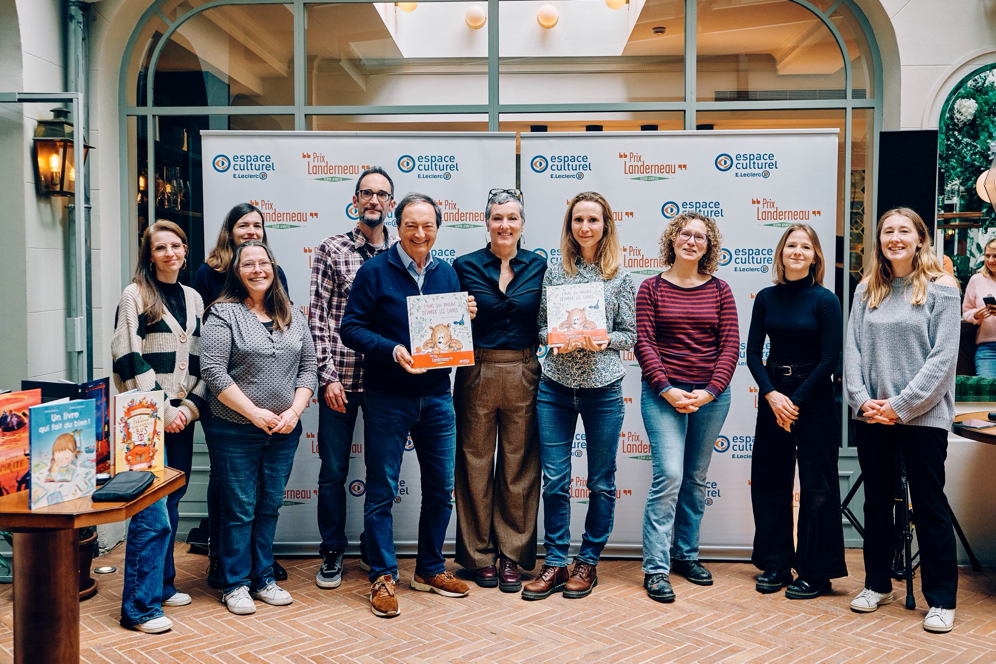 Le prix Landerneau de l’album jeunesse est attribué à "L’Ours qui voulait dévorer les livres" !