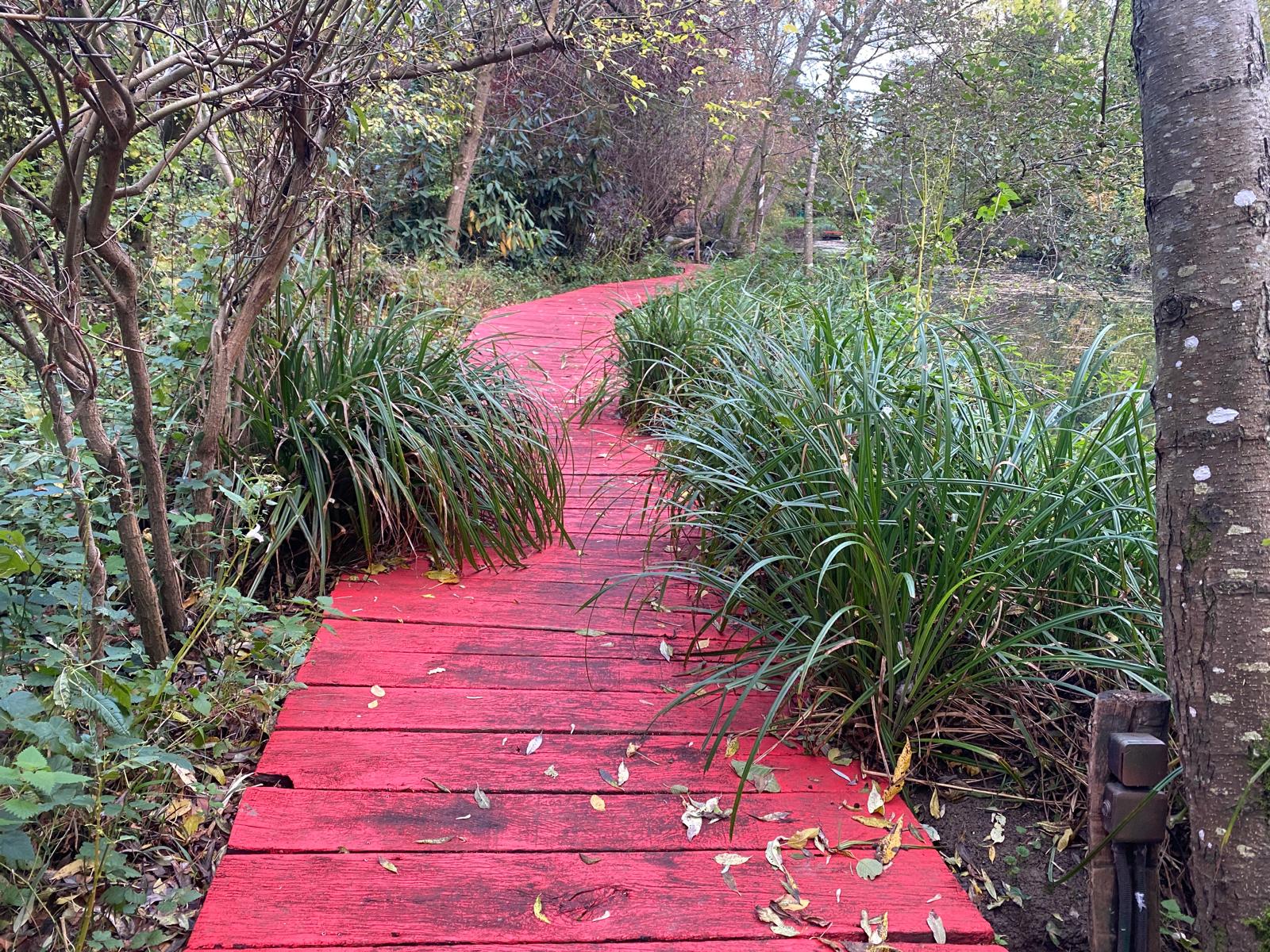 Visite du Moulin Jaune, une création artistique du clown Slava