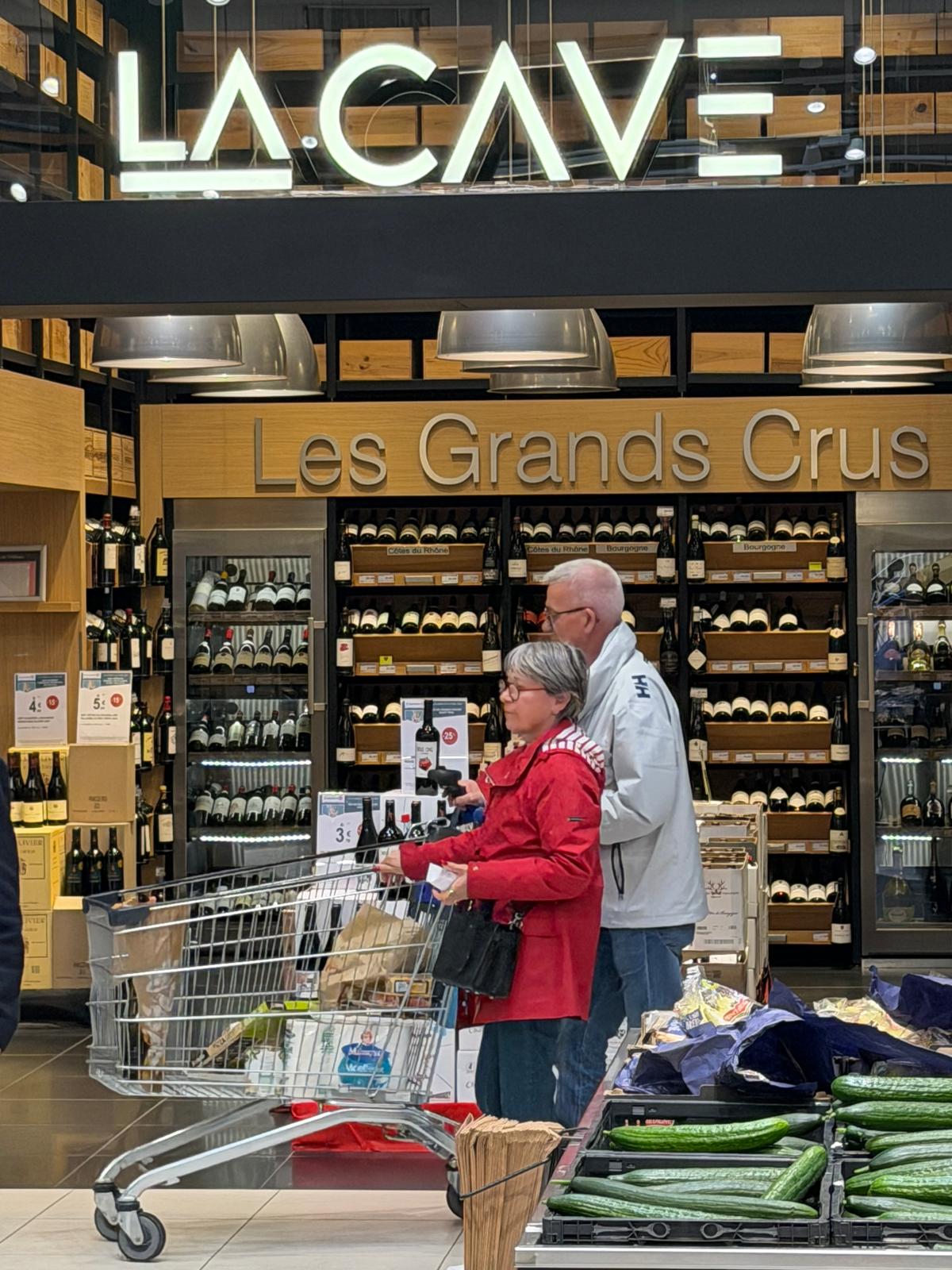 E.Leclerc Vannes : un hyper beau, pro, accueillant et pas cher !