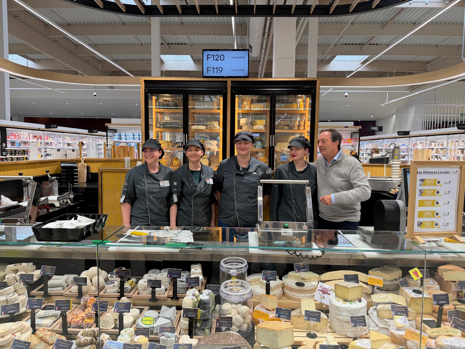 E.Leclerc Vannes : un hyper beau, pro, accueillant et pas cher !