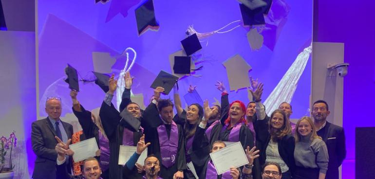 NEOMA Business School : remise de diplôme aux lauréats de la promo “Manager Retail”