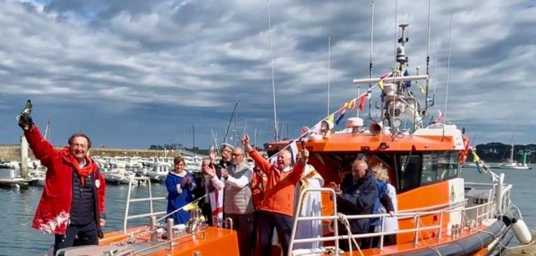 Inauguration d'un bateau de sauvetage de la SNSM à Landéda, dans le Finistère