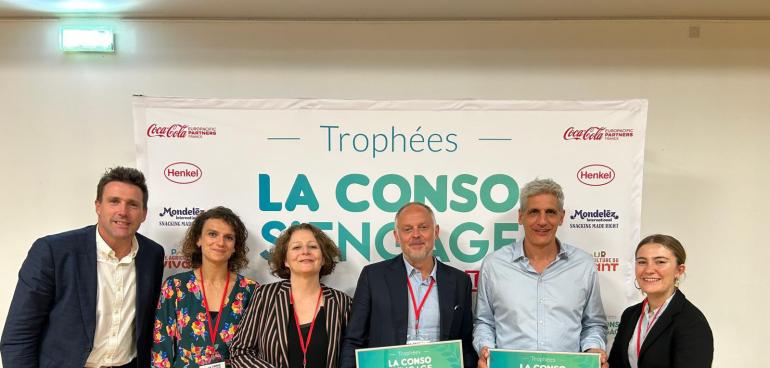E.Leclerc remporte deux trophées au congrès annuel du journal LSA "La conso s’engage"