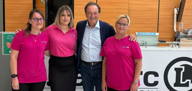 Visite d'un superbe centre E.Leclerc à Montluçon !
